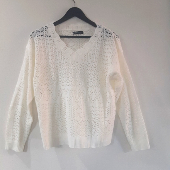 Shein White Crochet Large Sweater Top - Picture 2 of 8